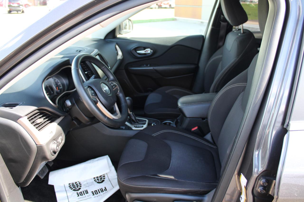 Jeep Cherokee Latitude 4WD 2015