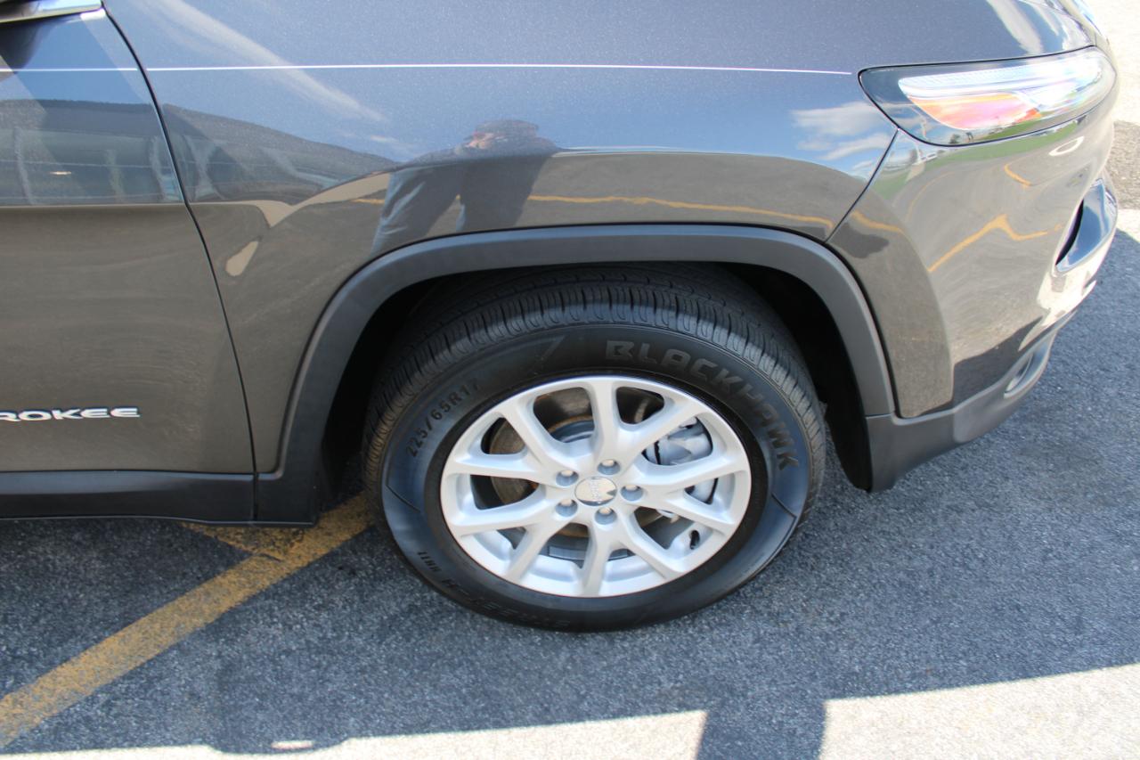 Jeep Cherokee Latitude 4WD 2015