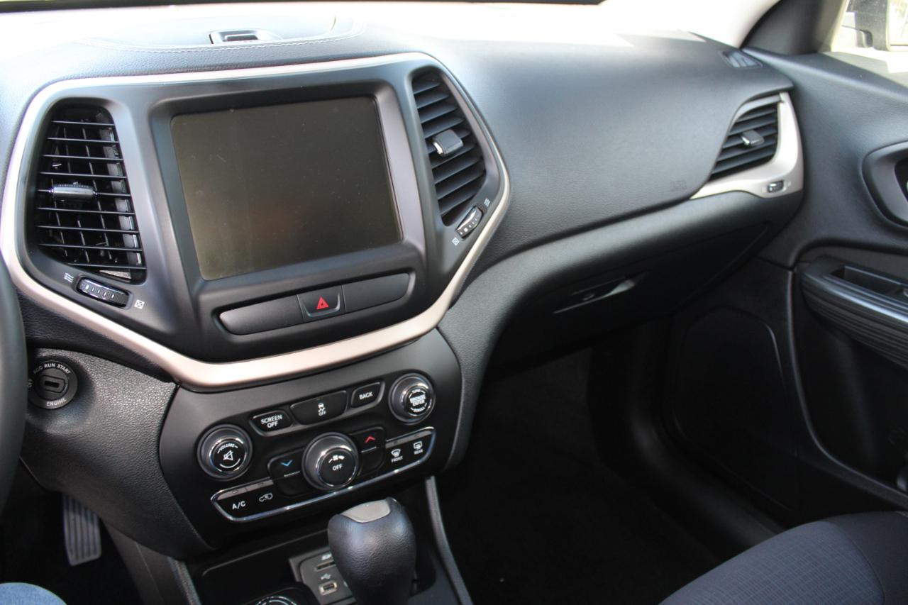 Jeep Cherokee Latitude 4WD 2015