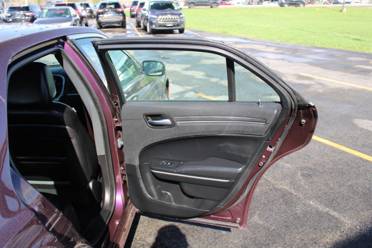 Chrysler 300 Touring 2020