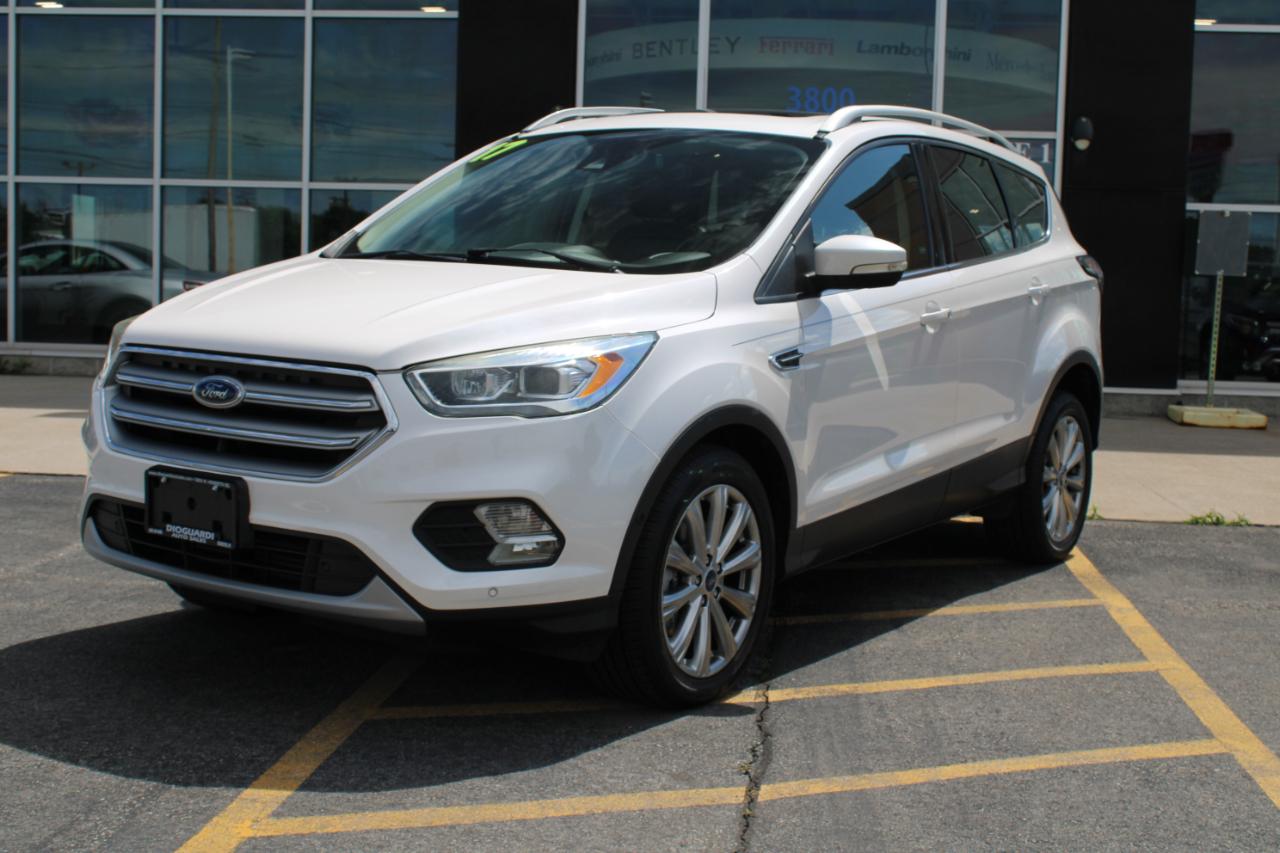 Ford Escape Titanium 4WD 2017