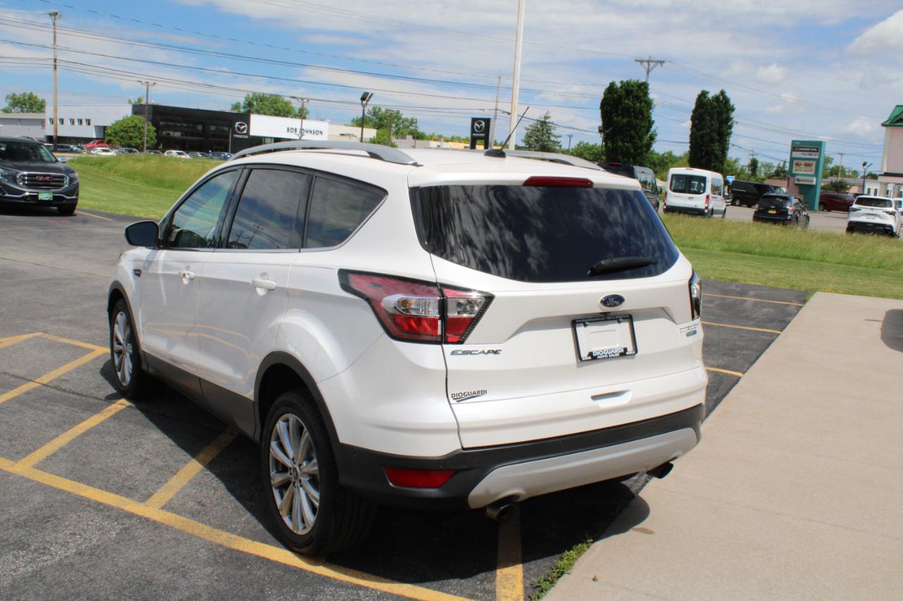 Ford Escape Titanium 4WD 2017