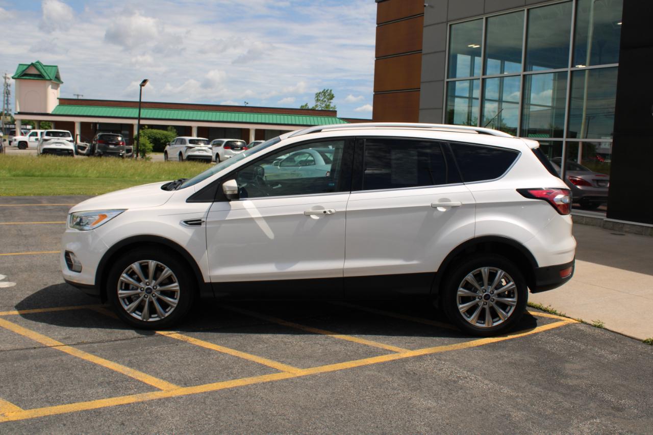 Ford Escape Titanium 4WD 2017