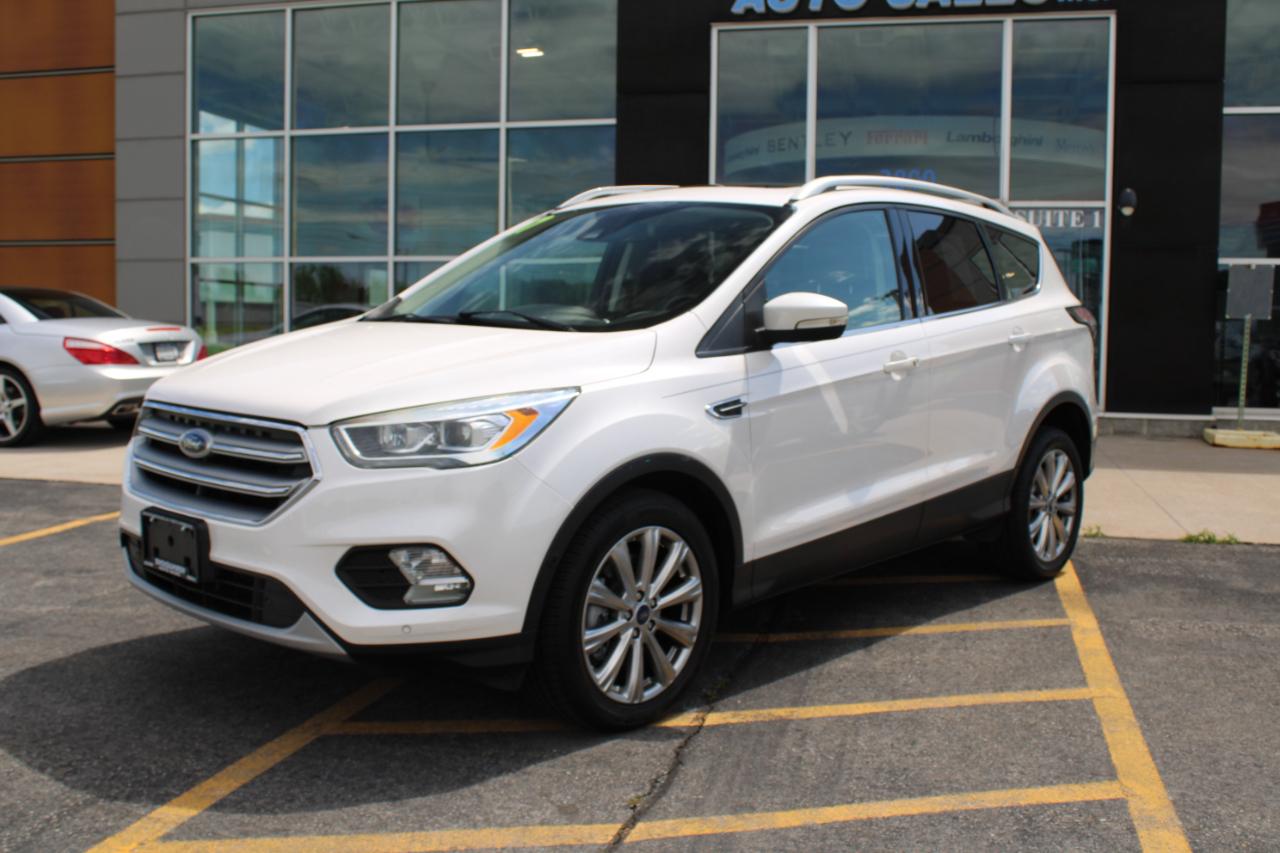 Ford Escape Titanium 4WD 2017