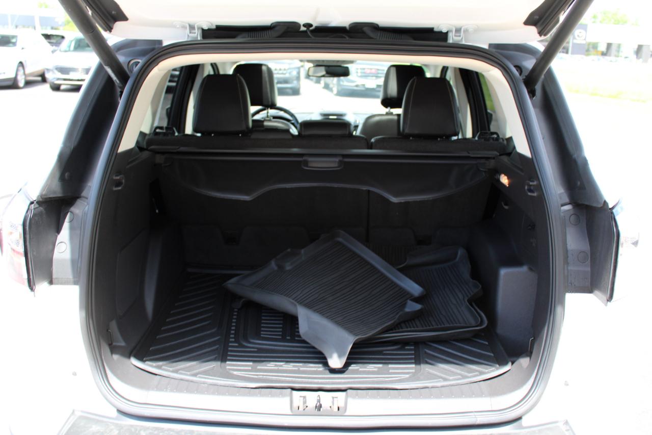 Ford Escape Titanium 4WD 2017