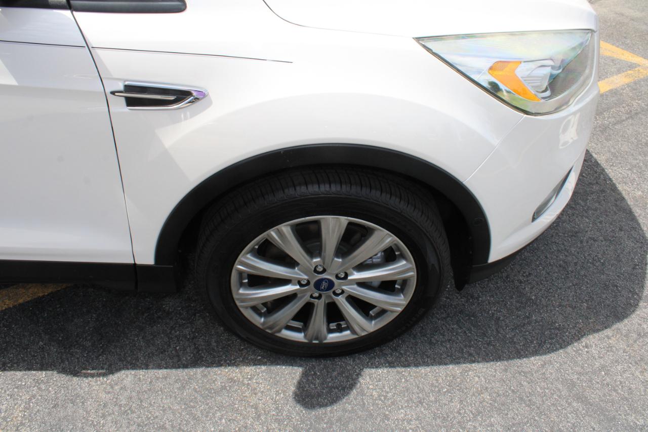 Ford Escape Titanium 4WD 2017
