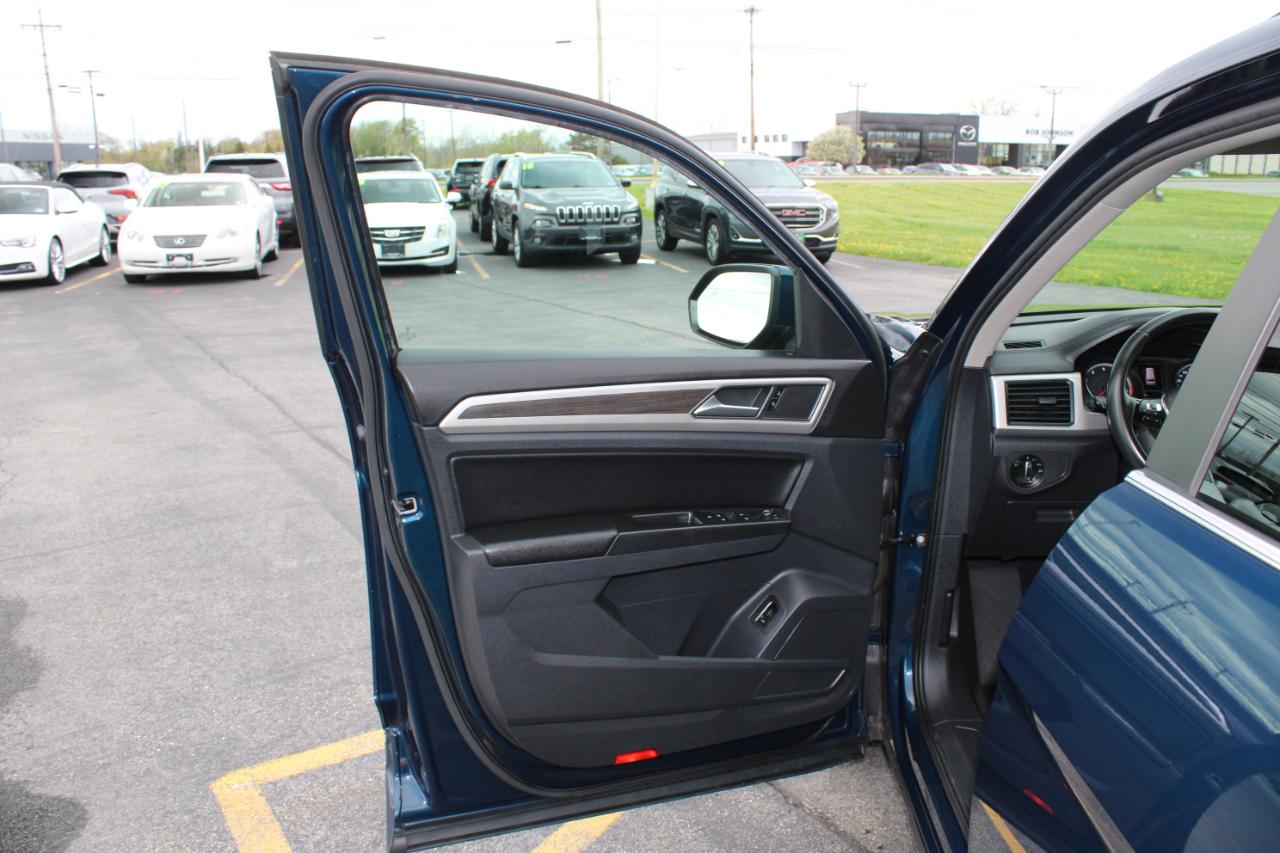 Volkswagen Atlas V6 SE w/Technology AWD 2018