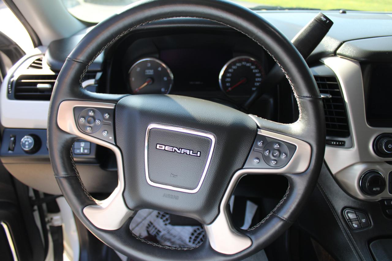 GMC Yukon Denali XL 4WD 2015