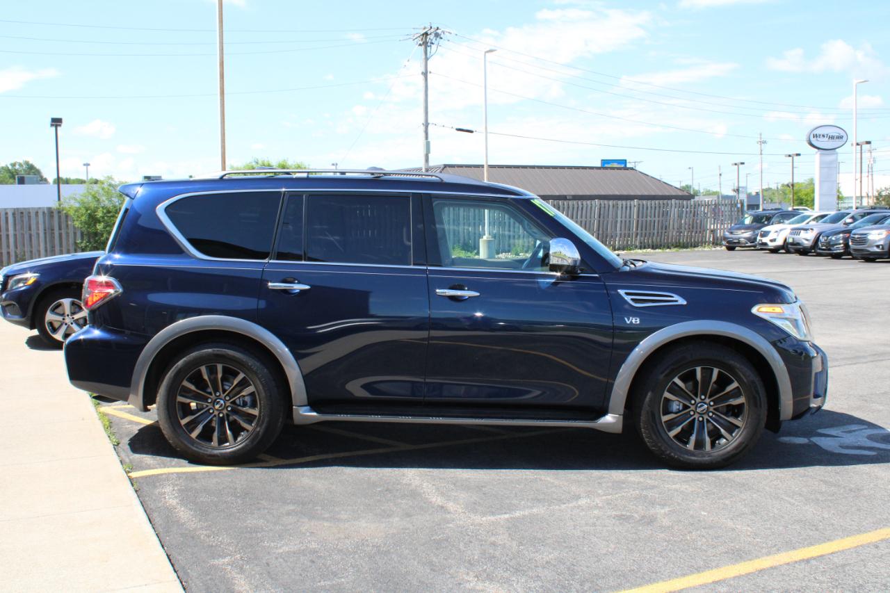 Nissan Armada Platinum AWD 2017
