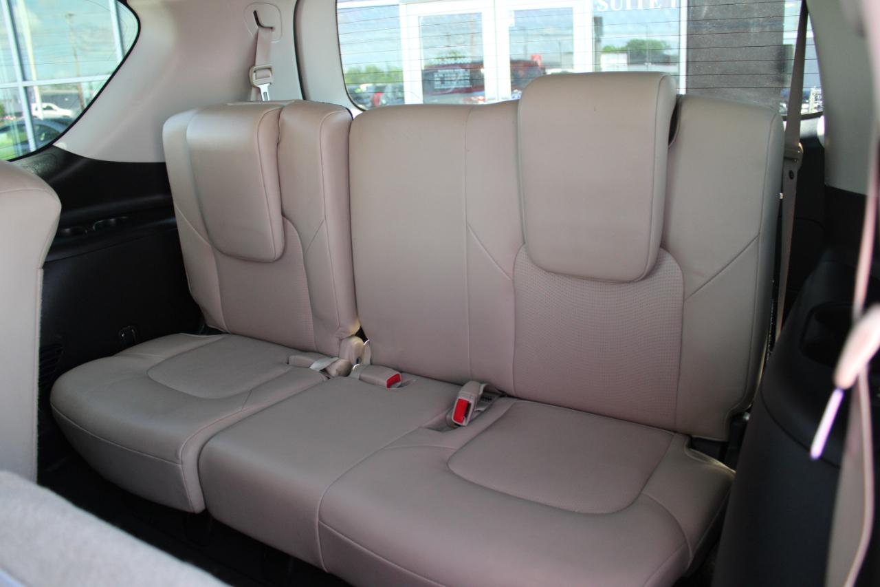 Nissan Armada Platinum AWD 2017