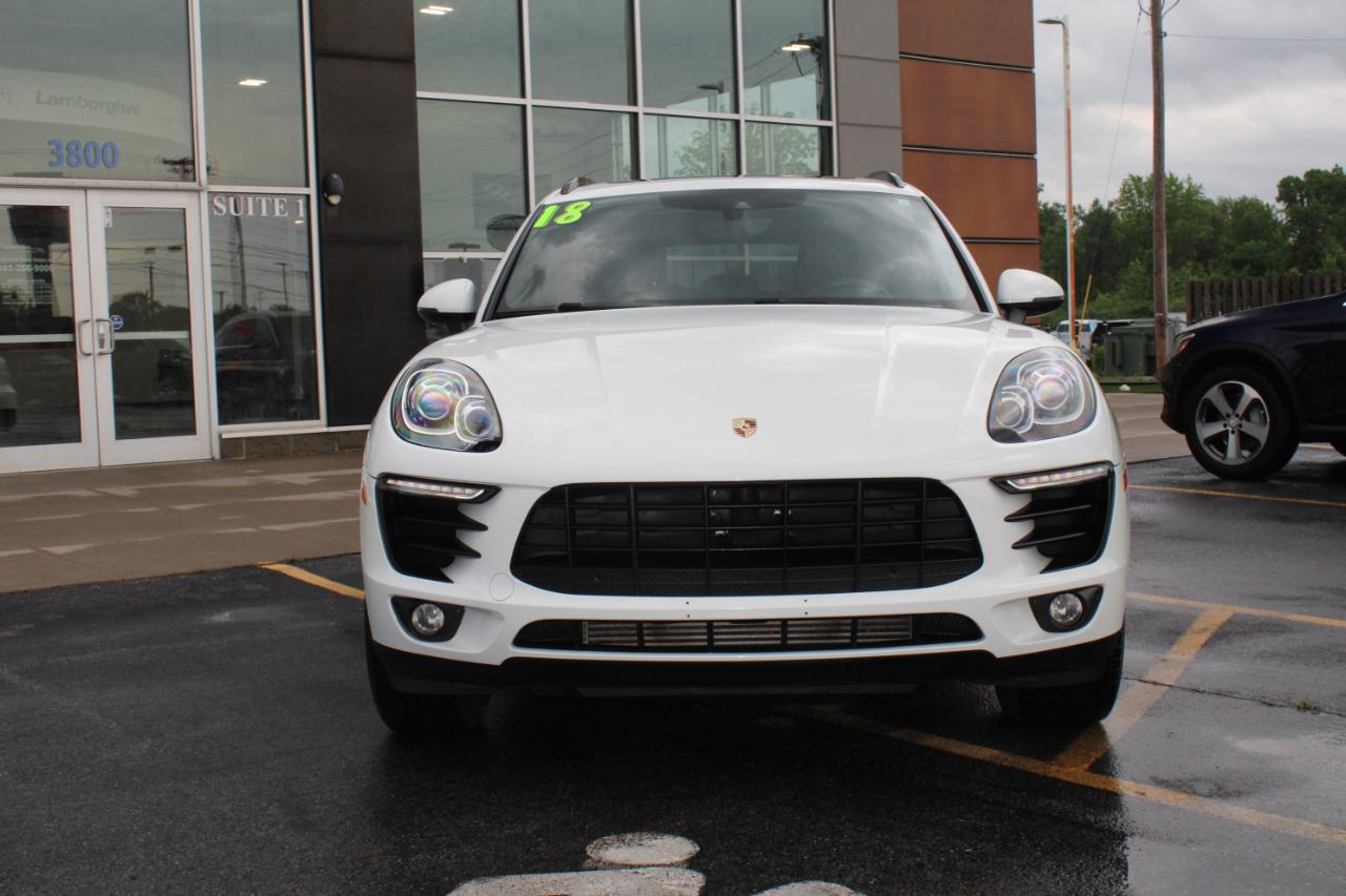 Porsche Macan Base 2018