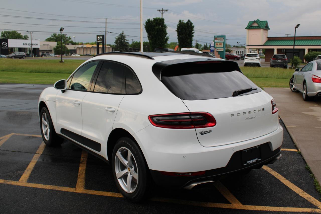 Porsche Macan Base 2018