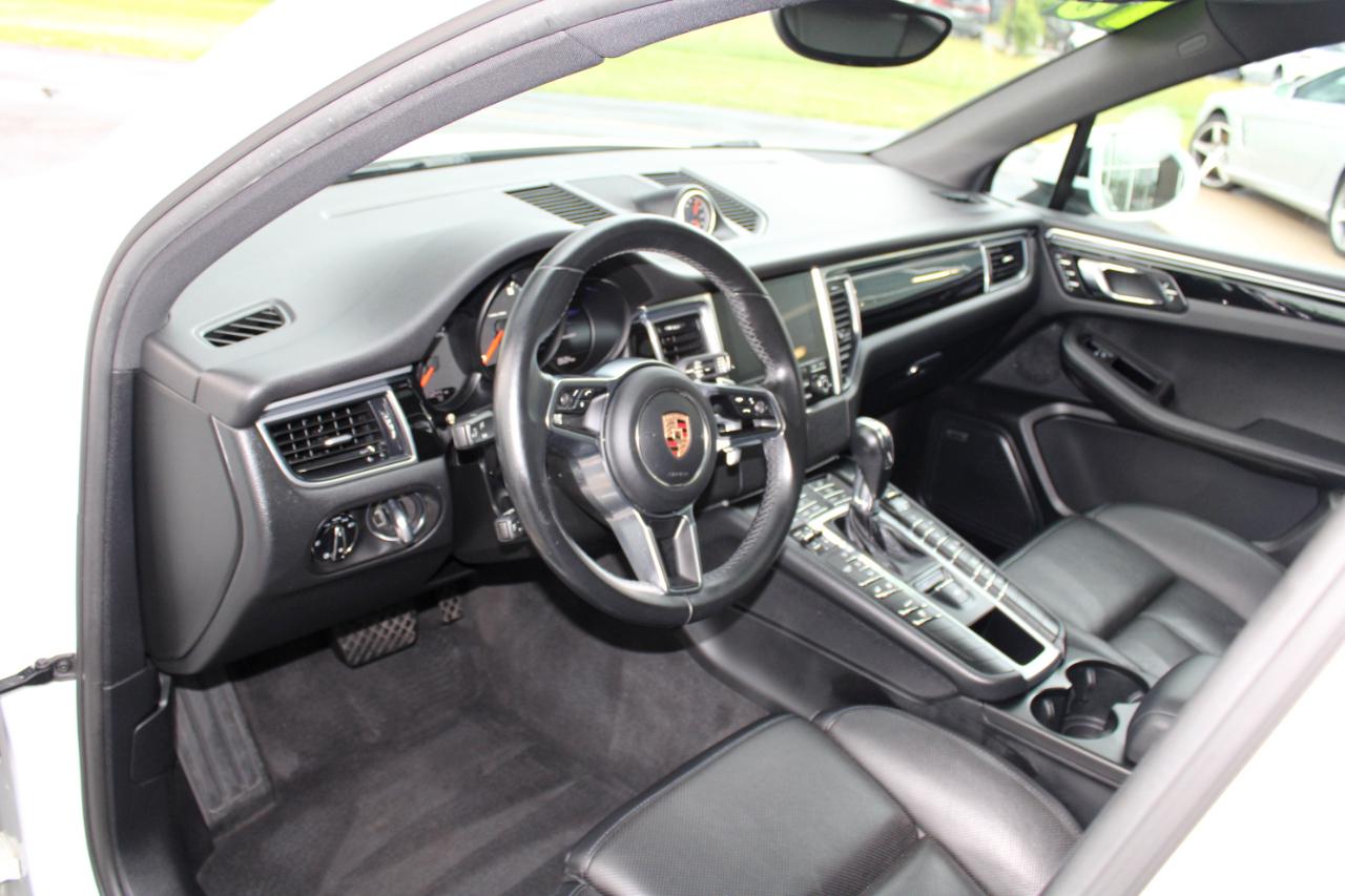 Porsche Macan Base 2018