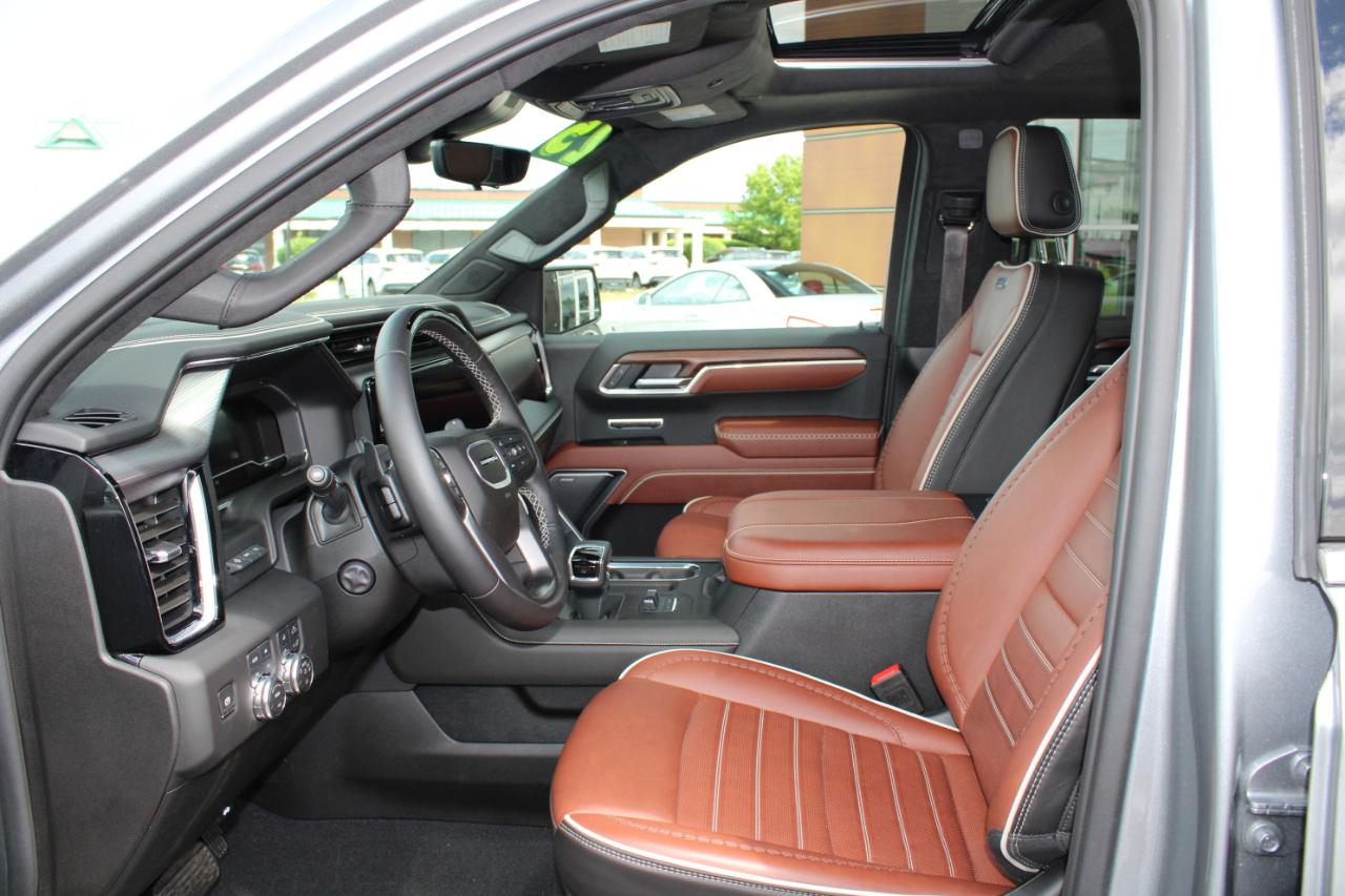 GMC Sierra 1500 Denali Ultimate Crew Cab 4WD 2025