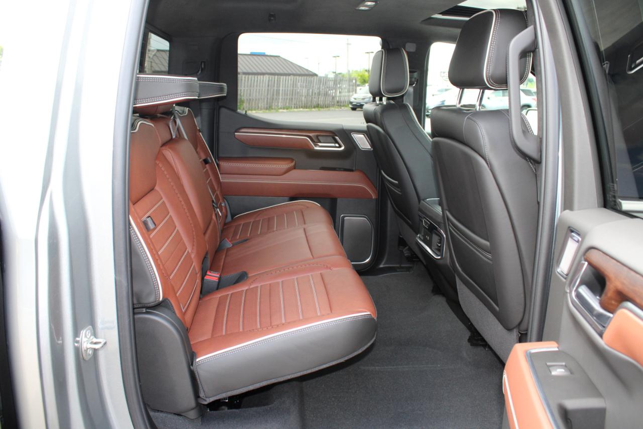 GMC Sierra 1500 Denali Ultimate Crew Cab 4WD 2025