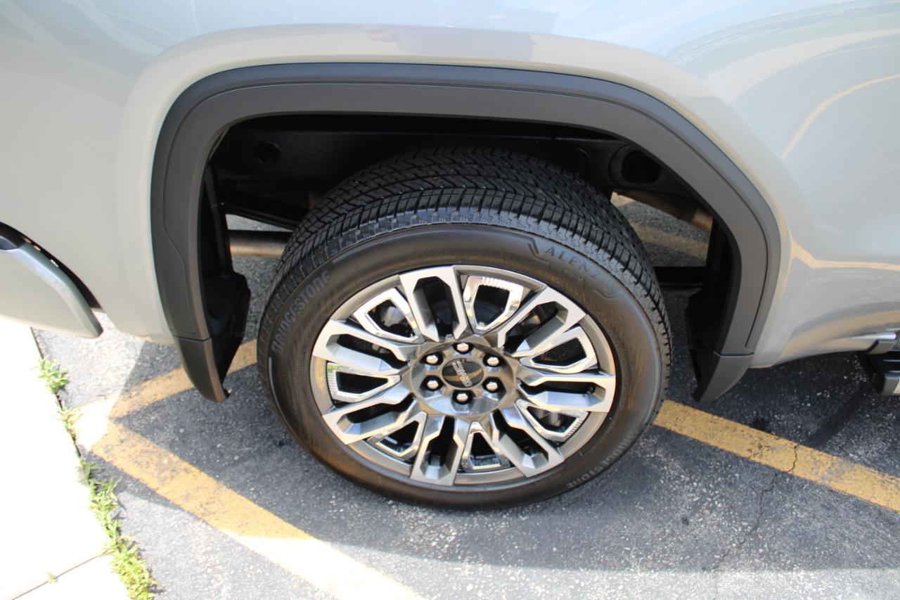 GMC Sierra 1500 Denali Ultimate Crew Cab 4WD 2025