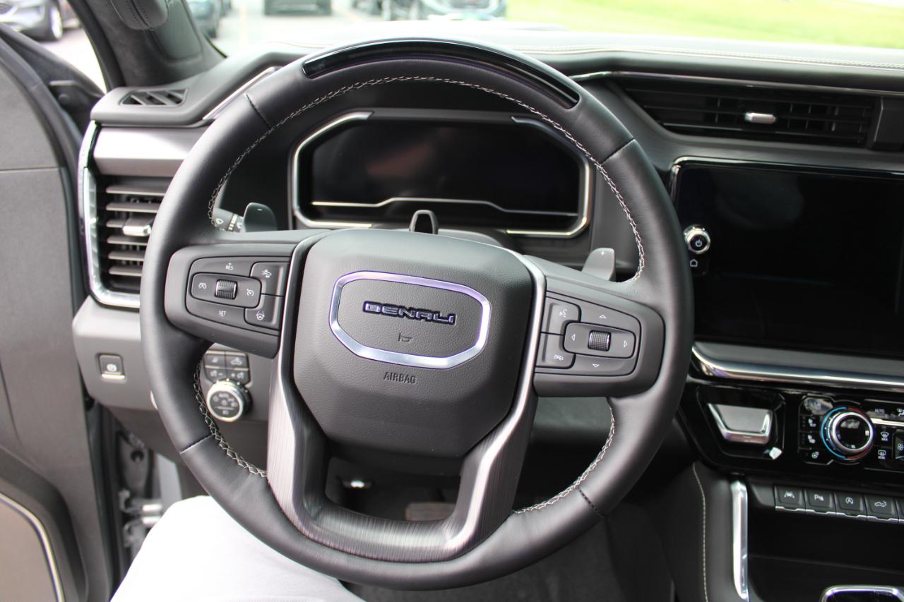 GMC Sierra 1500 Denali Ultimate Crew Cab 4WD 2025