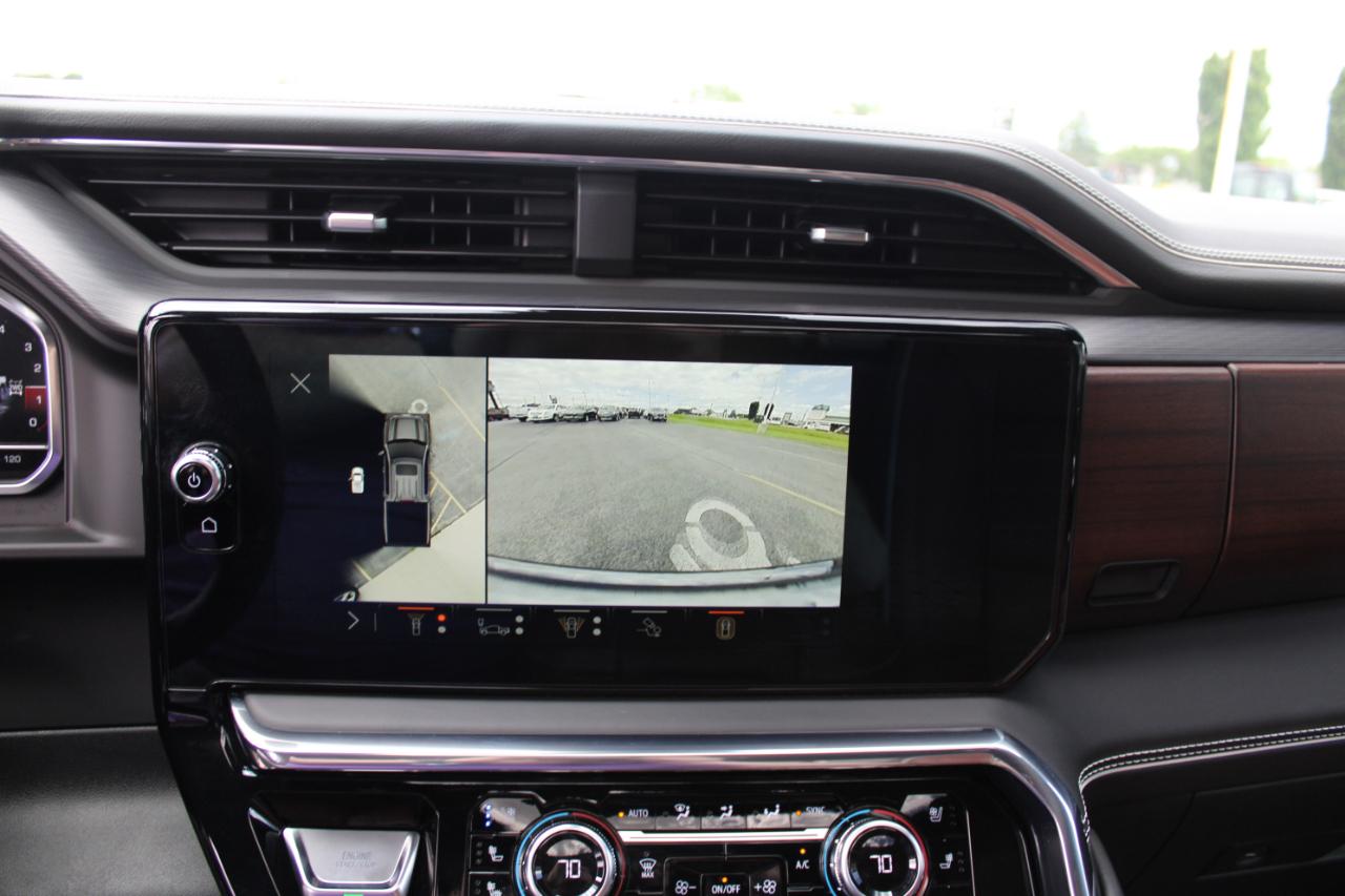 GMC Sierra 1500 Denali Ultimate Crew Cab 4WD 2025