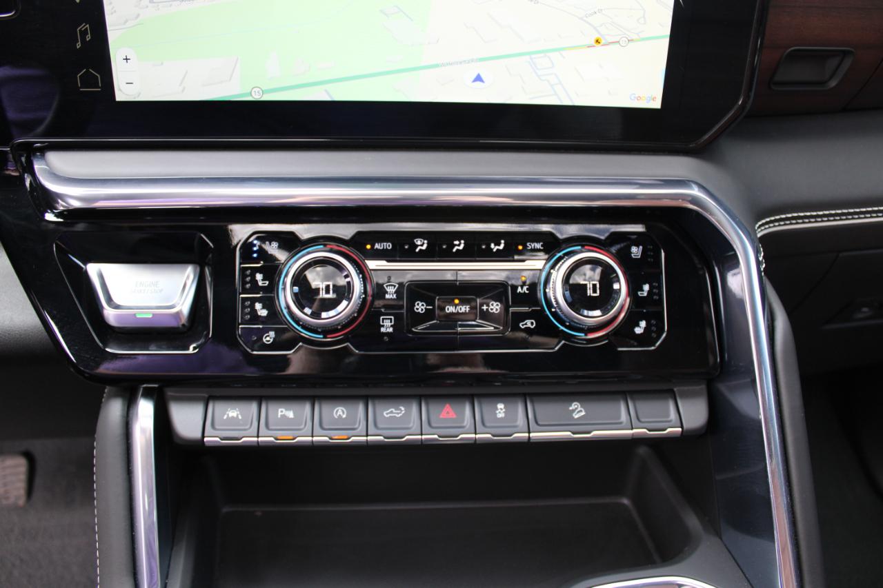 GMC Sierra 1500 Denali Ultimate Crew Cab 4WD 2025