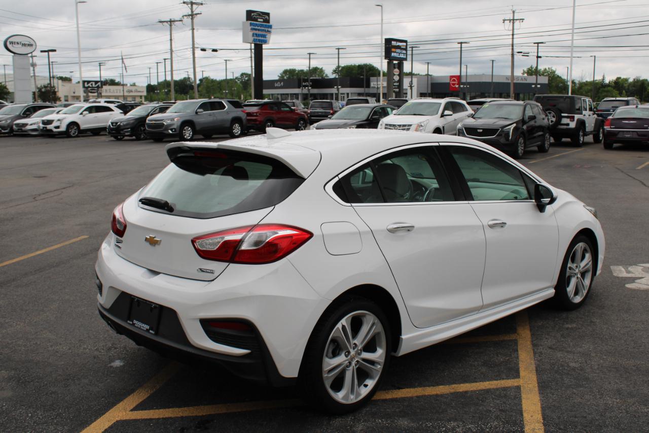 Chevrolet Cruze Premier Hatchback 2018