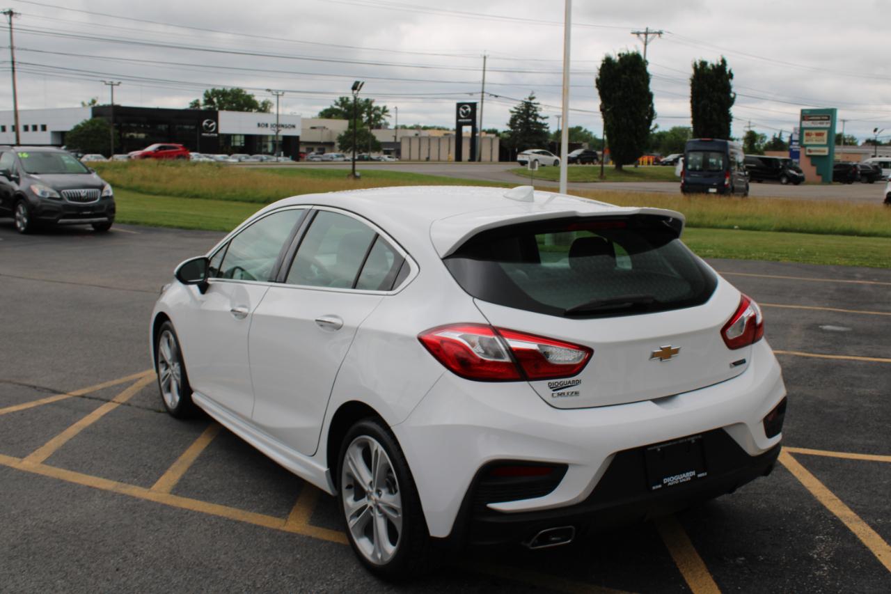 Chevrolet Cruze Premier Hatchback 2018