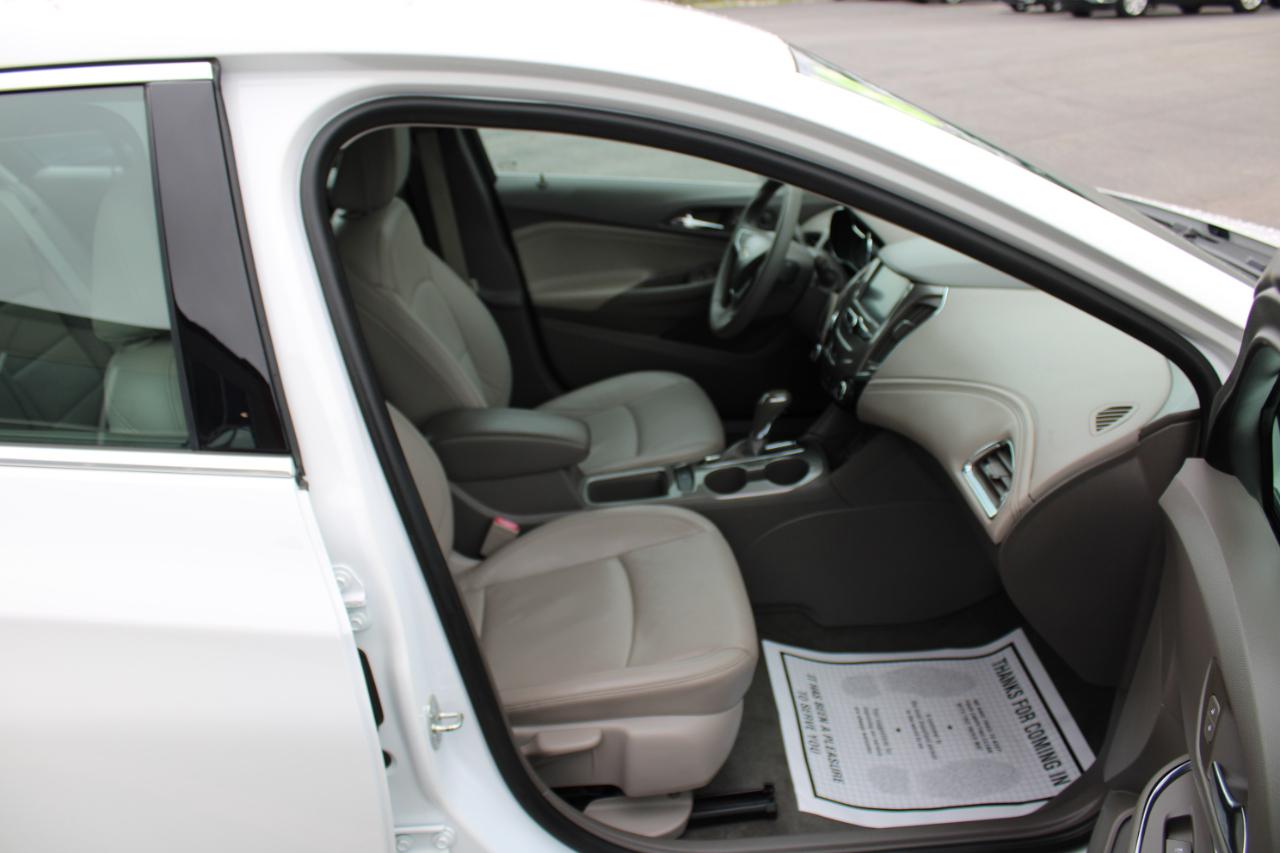Chevrolet Cruze Premier Hatchback 2018