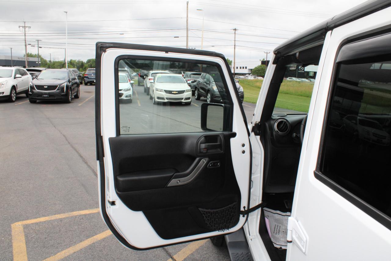 Jeep Wrangler Unlimited Sport 4WD 2015