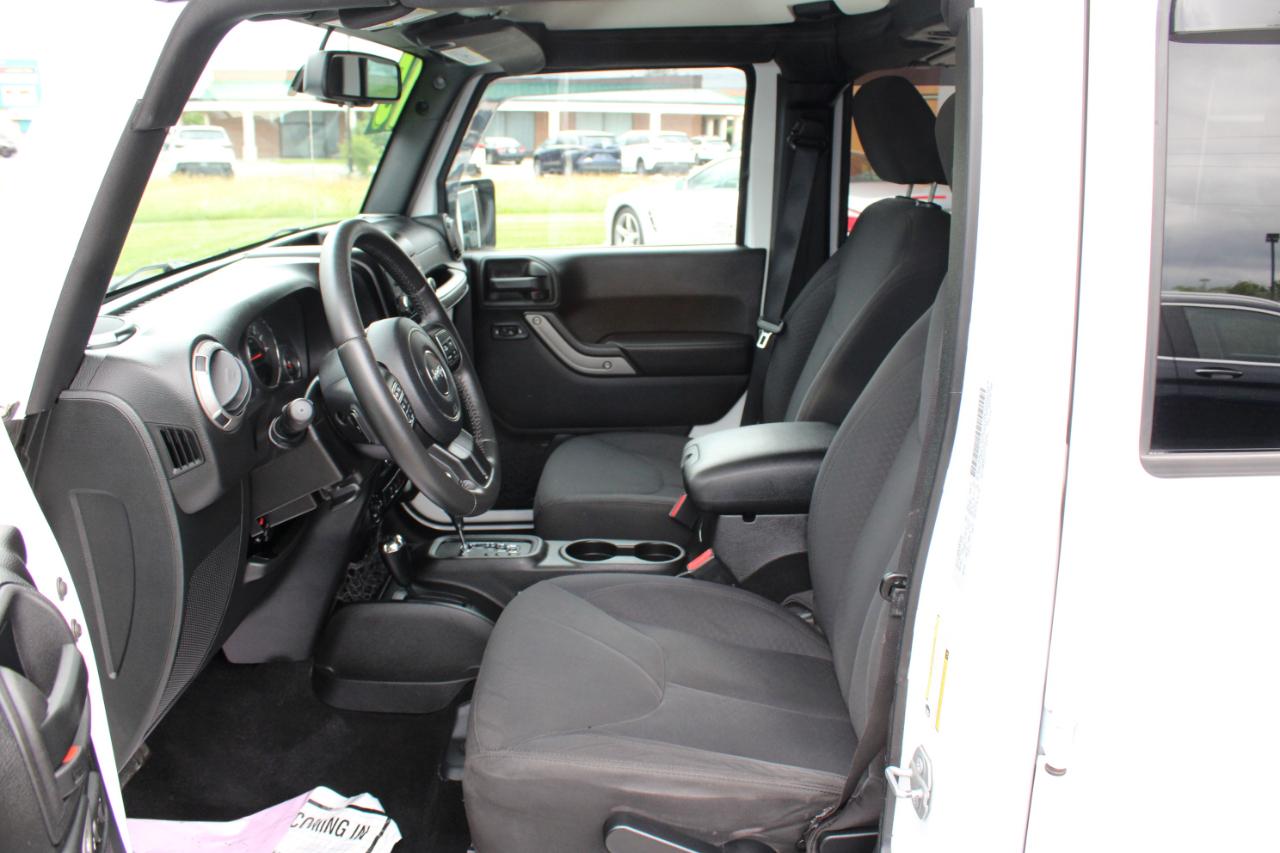Jeep Wrangler Unlimited Sport 4WD 2015
