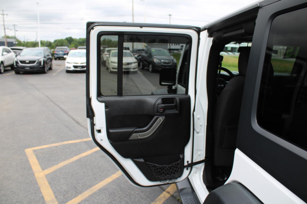Jeep Wrangler Unlimited Sport 4WD 2015