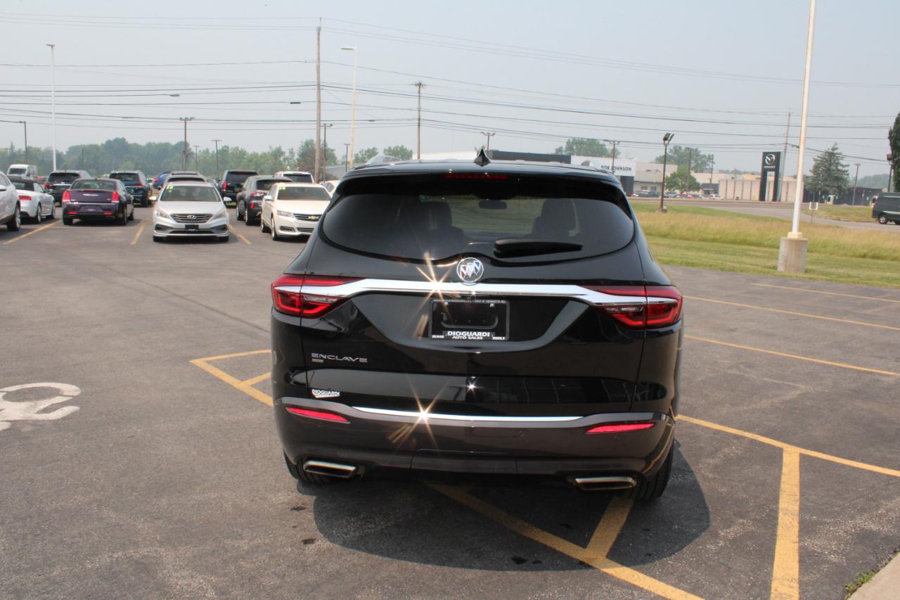 Buick Enclave Essence AWD 2020