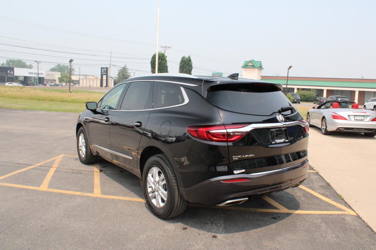 Buick Enclave Essence AWD 2020