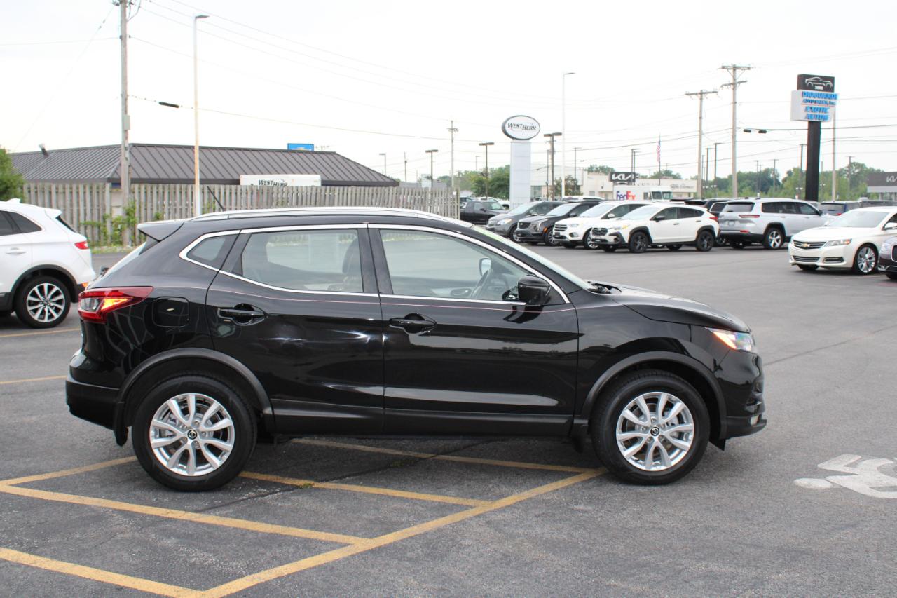 Nissan Rogue Sport SV AWD 2020
