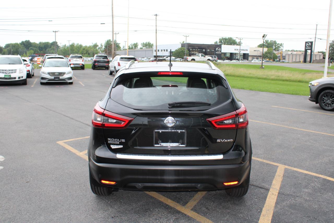 Nissan Rogue Sport SV AWD 2020