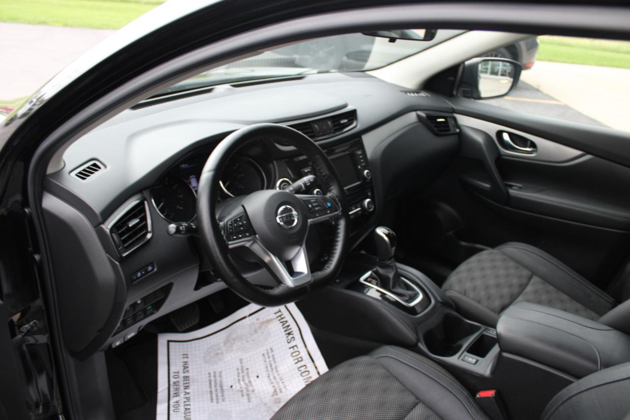 Nissan Rogue Sport SV AWD 2020