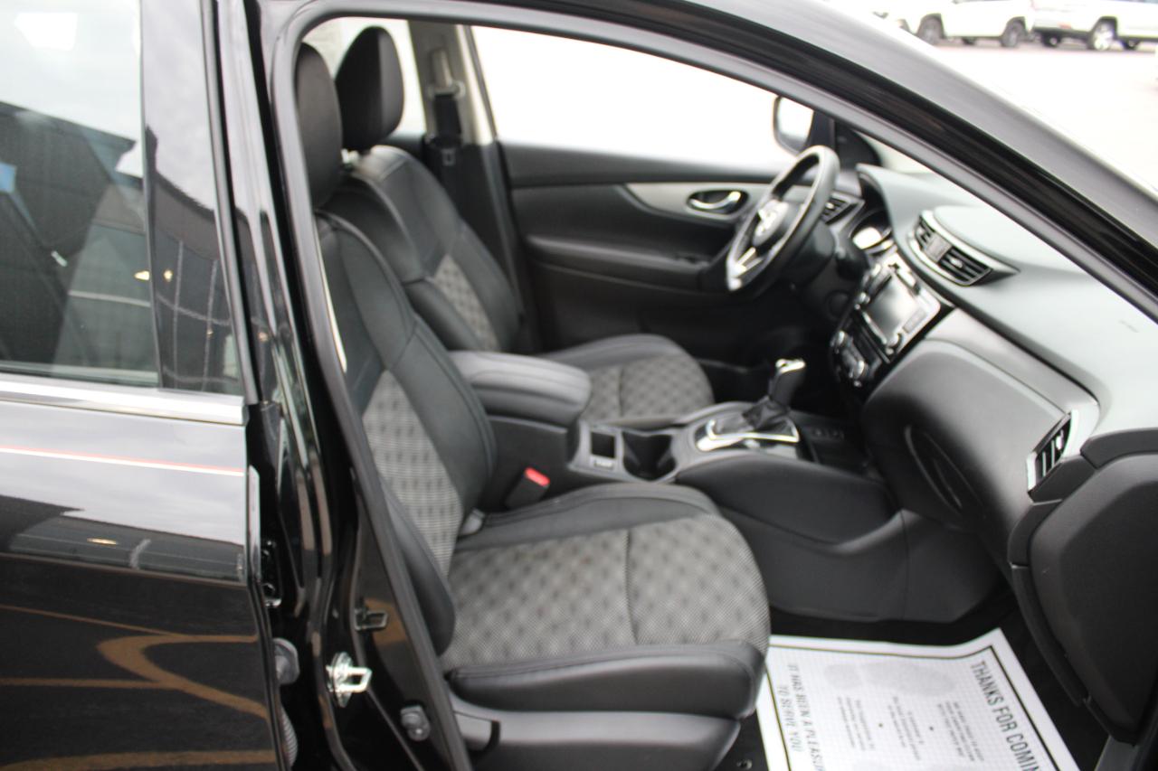 Nissan Rogue Sport SV AWD 2020