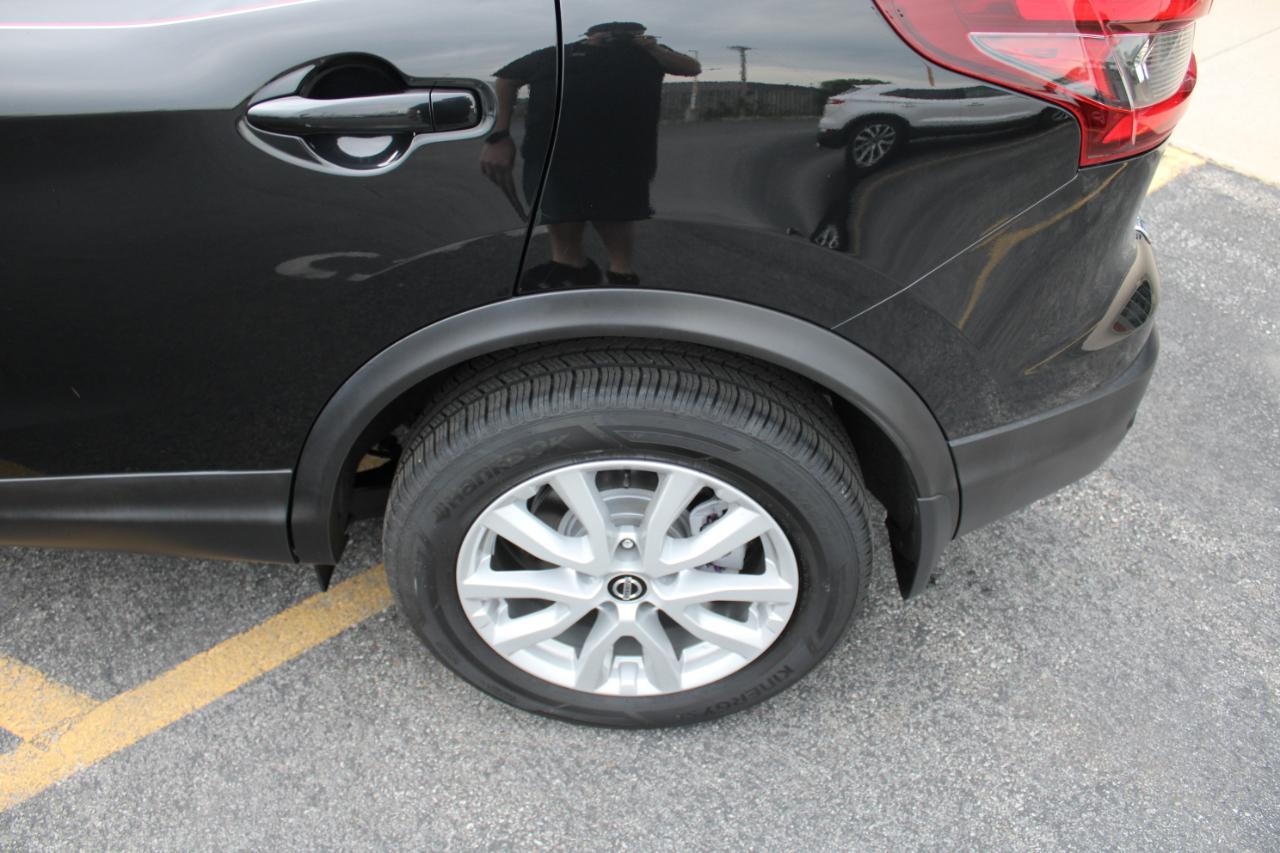 Nissan Rogue Sport SV AWD 2020
