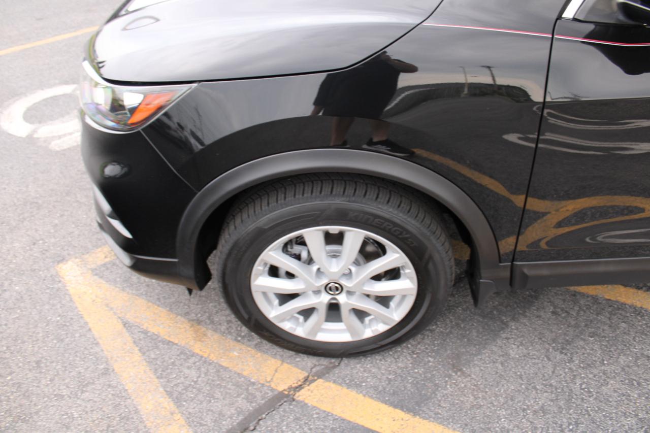 Nissan Rogue Sport SV AWD 2020