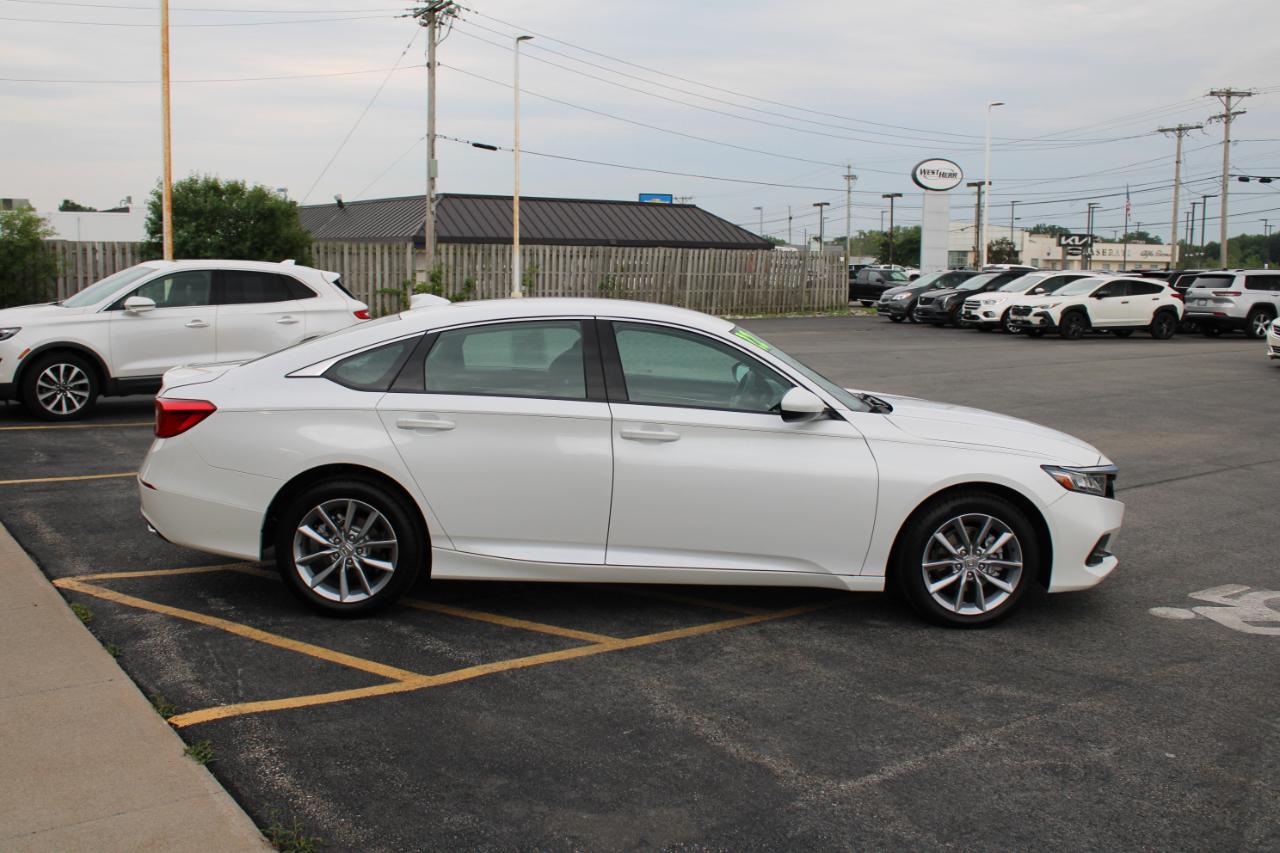 Honda Accord LX CVT 2022