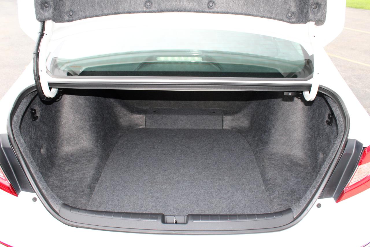 Honda Accord LX CVT 2022