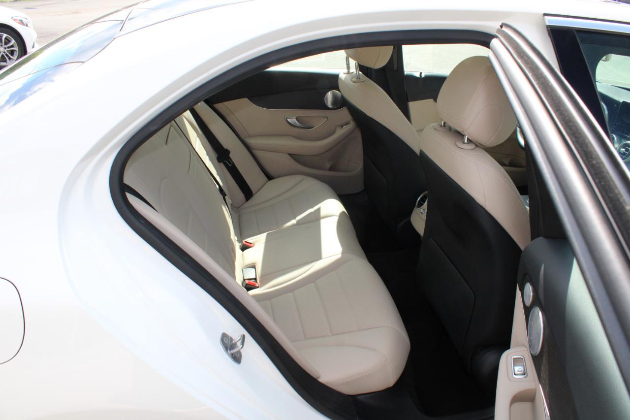 Mercedes-Benz C-Class C300 4MATIC Sedan 2020