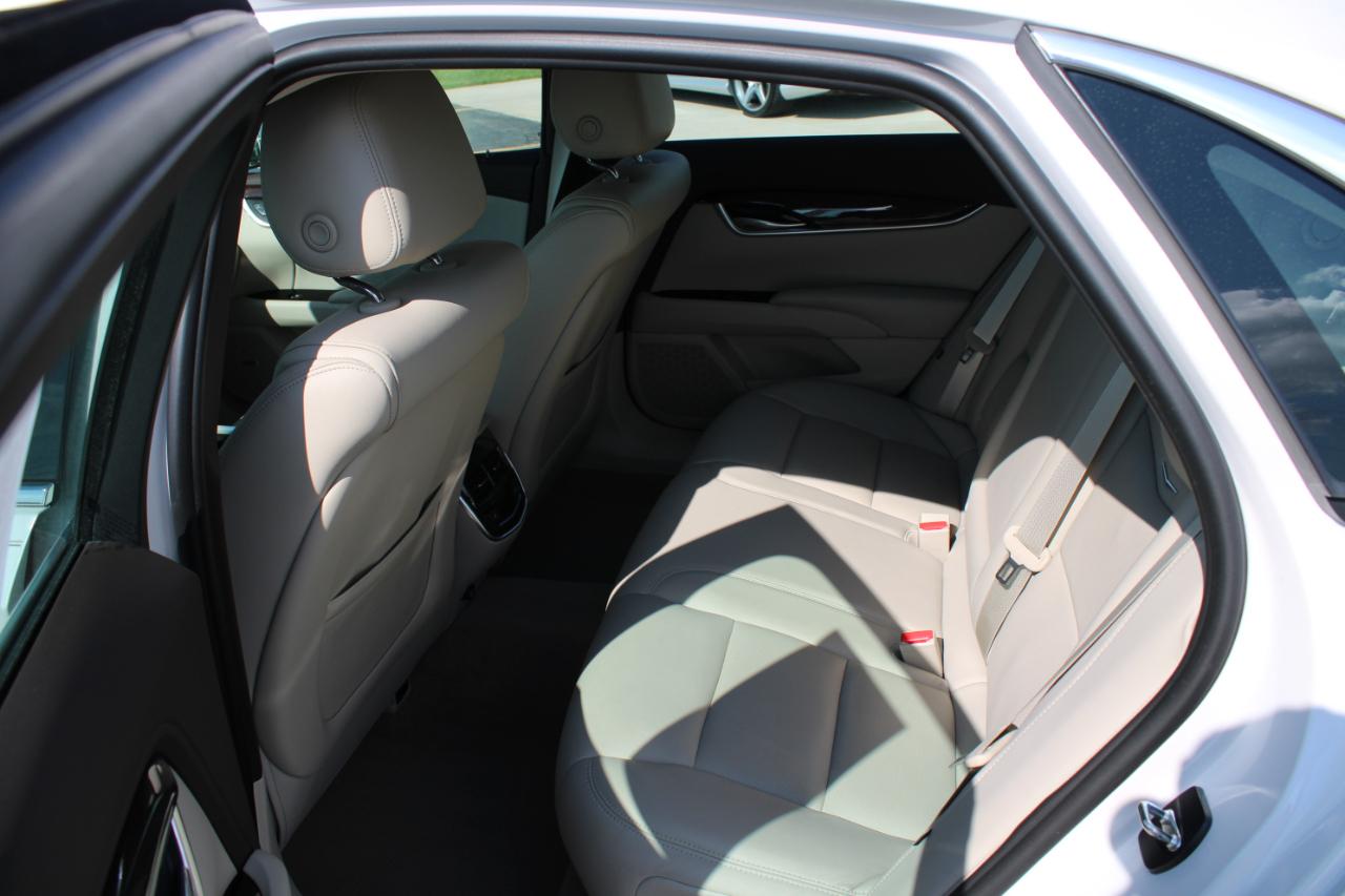 Cadillac XTS Luxury FWD 2017
