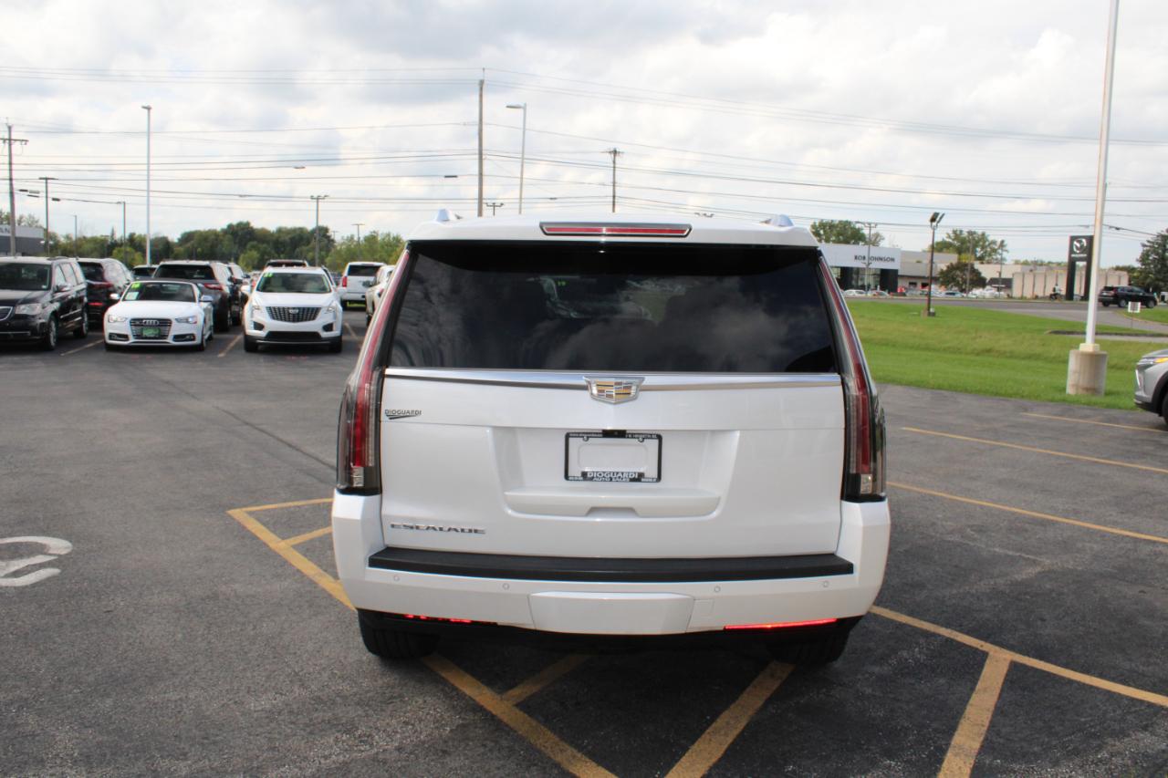 Cadillac Escalade Premium 4WD 2017