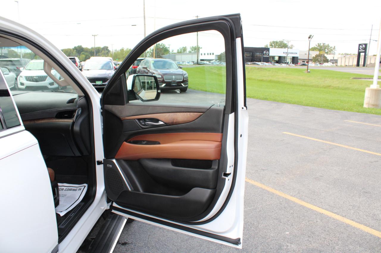 Cadillac Escalade Premium 4WD 2017
