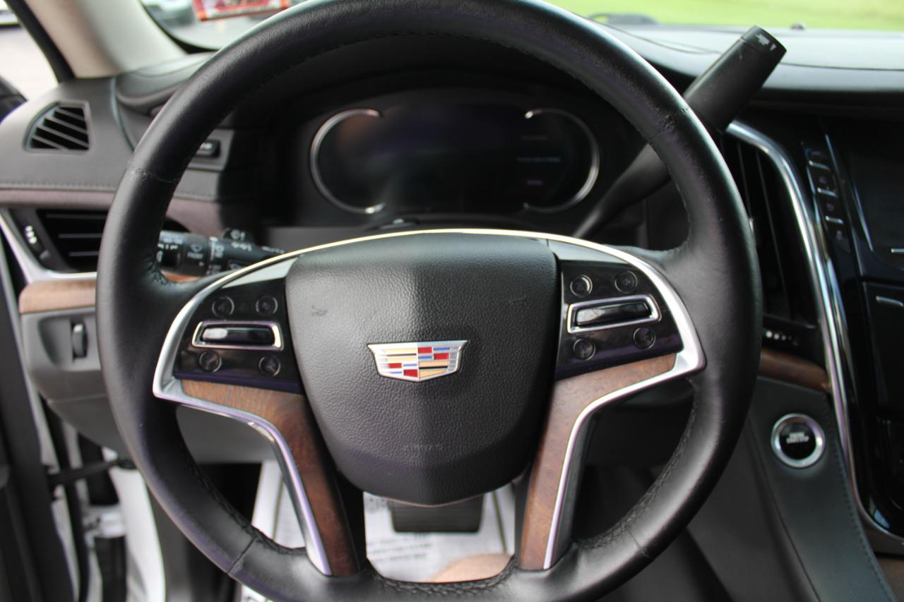 Cadillac Escalade Premium 4WD 2017