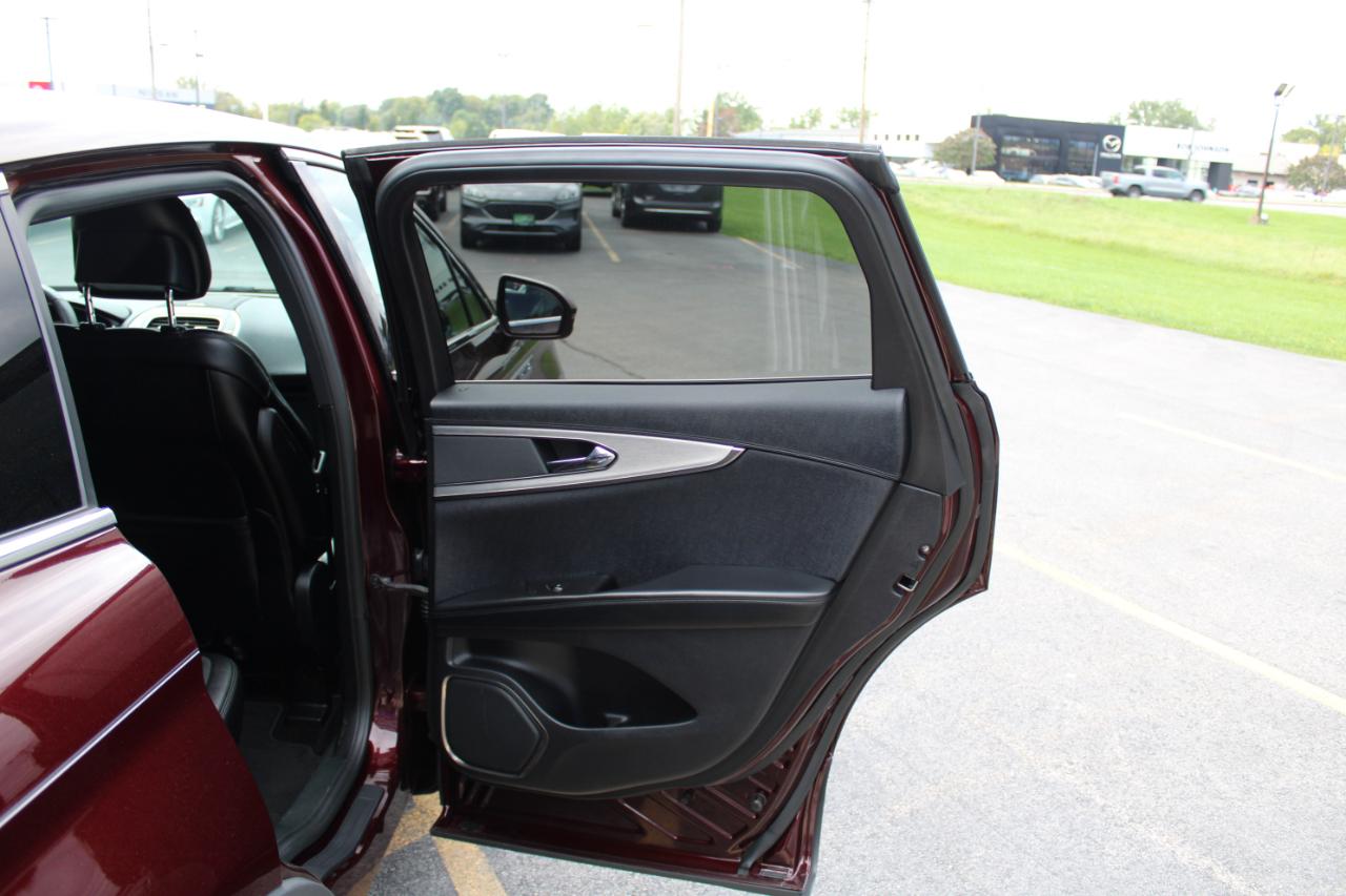 Lincoln Nautilus Base AWD 2019