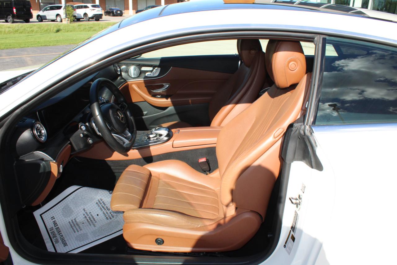 Mercedes-Benz E-Class photo 17