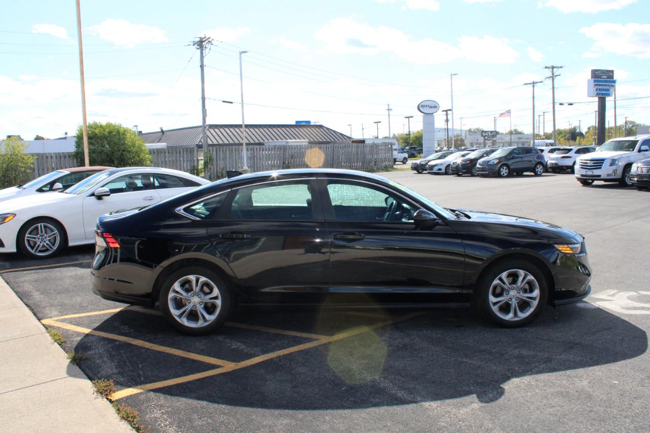 Honda Accord photo 8