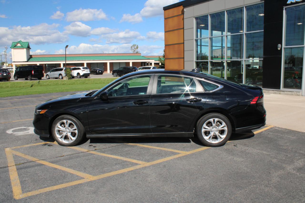 Honda Accord photo 12