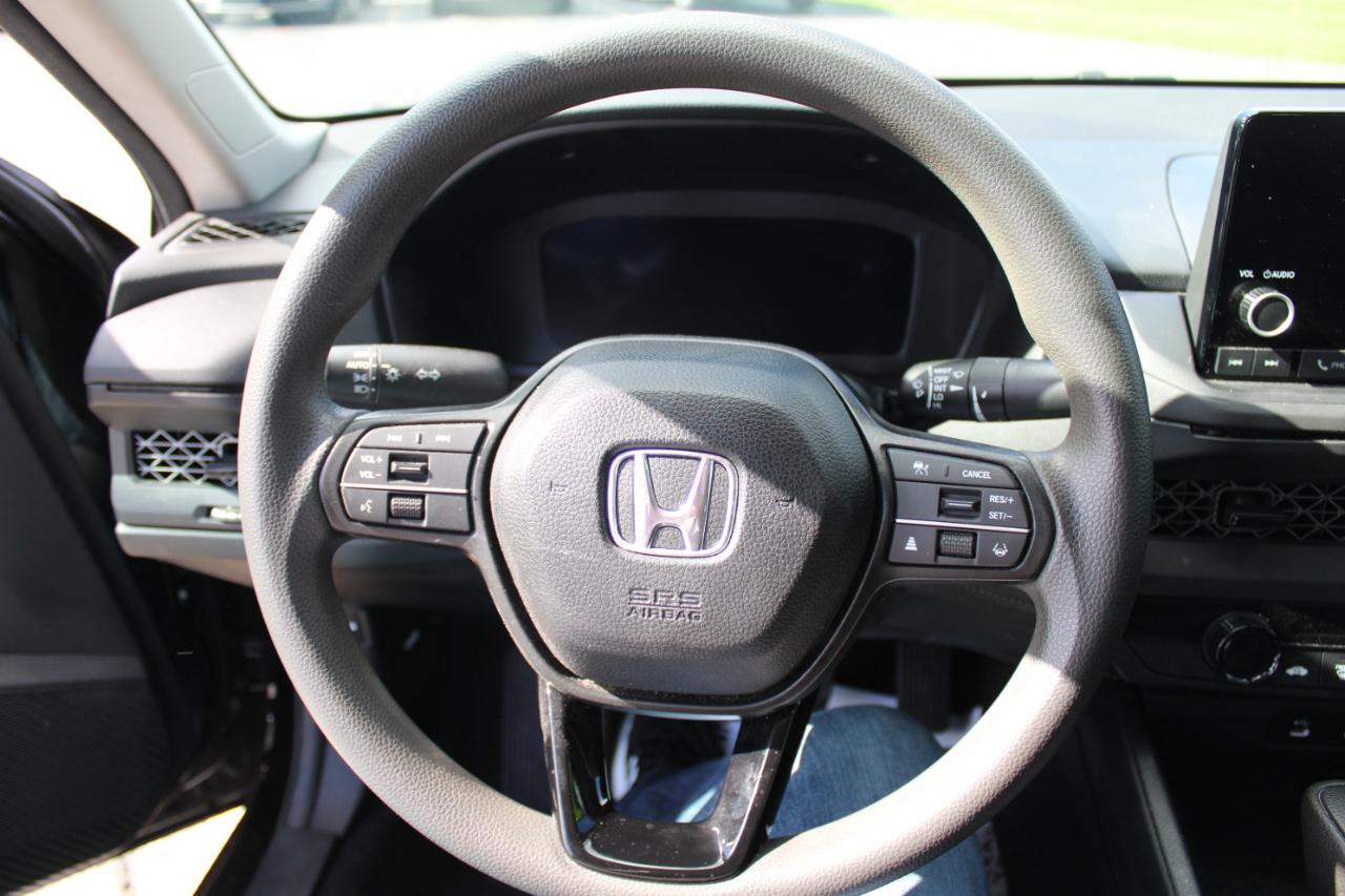 Honda Accord photo 29