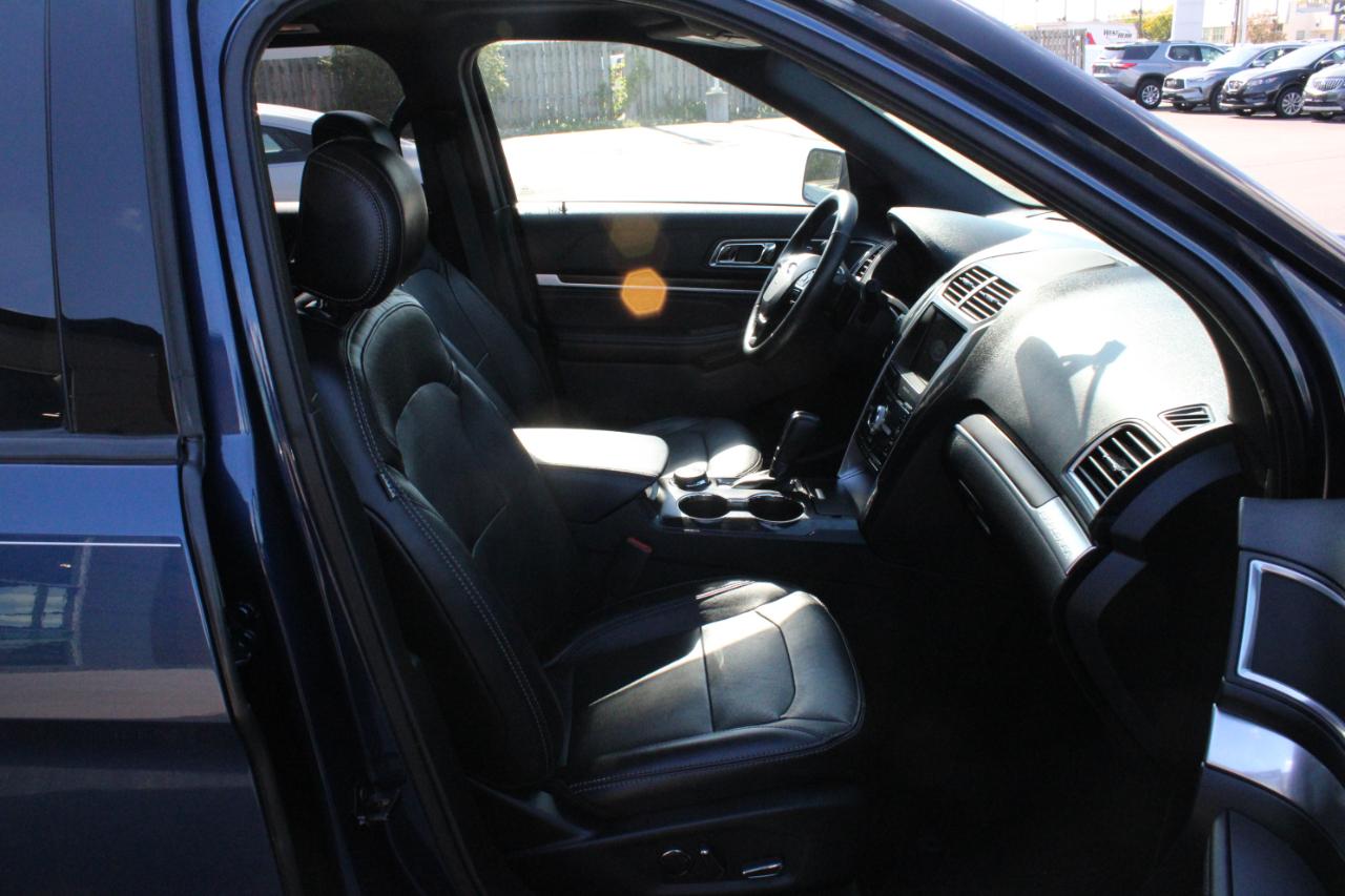 Ford Explorer Limited 4WD 2017